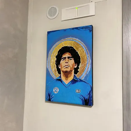 O Vascio E Maradona * نابولي